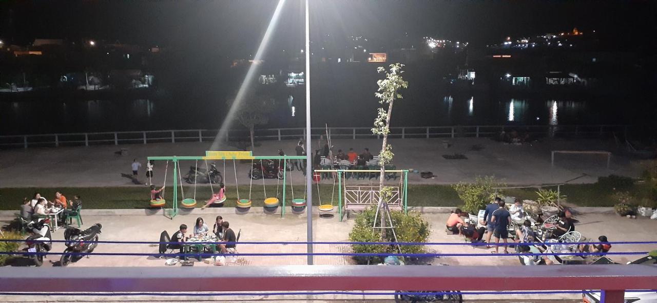 Homestay Chau Trieu - Phan Thiết Zewnętrze zdjęcie